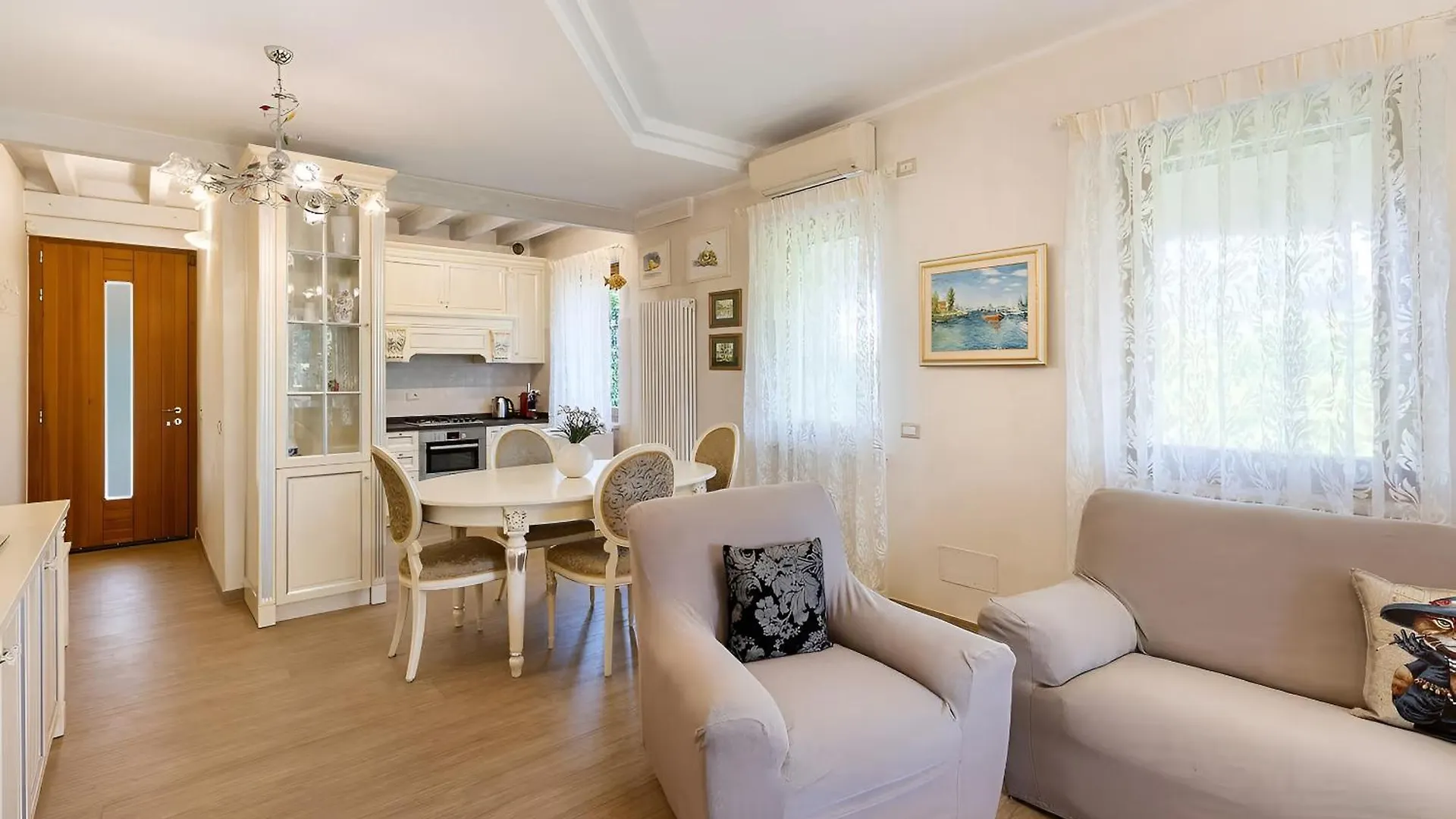 Villagardamia Sirmione 0*,